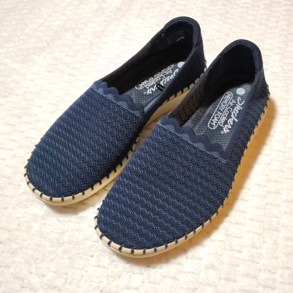 Skechers Navy Blue Wilshire Blvd Sneakers